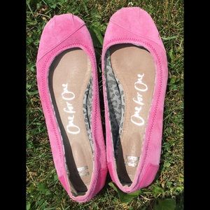 Tom’s ballet flats